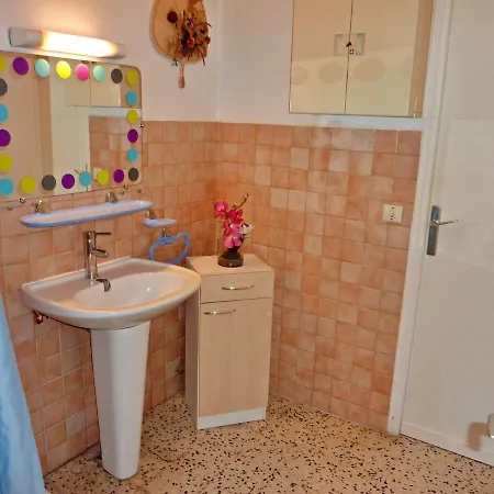 شقة T2 Ensoleille A 2 Pas De La Avec Terrasse, Parking Et Wifi Options - Fr-1-387-123 مارسيلان